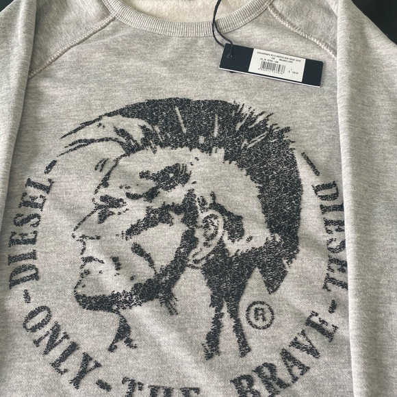 New sweater - Picture 3 of 4